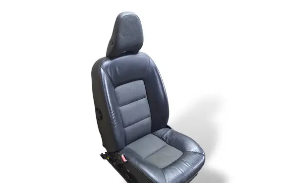 Volvo V70 Front driver seat 