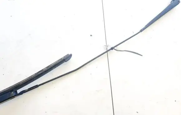 Peugeot Partner Front wiper blade arm 9682974780