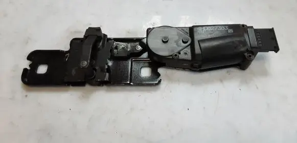 Audi A8 S8 D4 4H Tailgate boot lock/latch motor 4H0827383