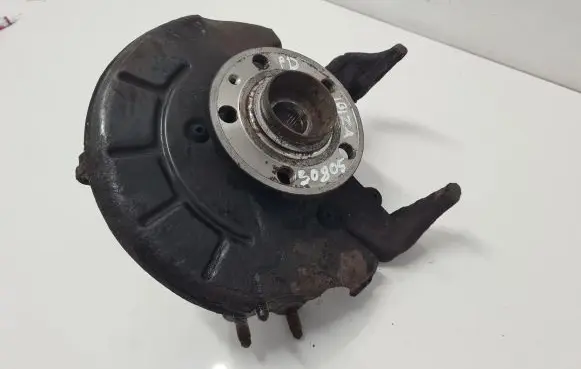 Seat Ibiza IV (6J,6P) Front wheel hub