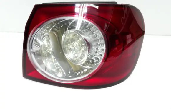 Volkswagen Golf Plus Rear/tail lights 5M0945096L 89035266