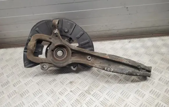 Audi Q7 4L Front wheel hub 7P6407245A