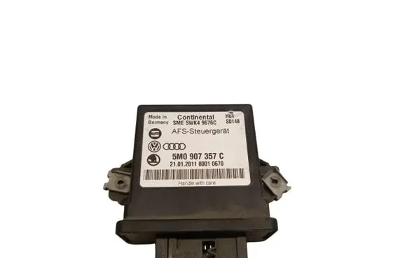 Skoda Octavia Mk2 (1Z) Light module LCM 5M0907357C 5WK49676C