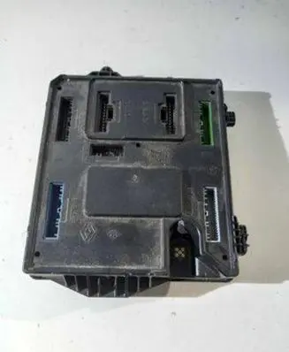 Renault Zoe Other control units/modules 284b15472r 0WK696N0B