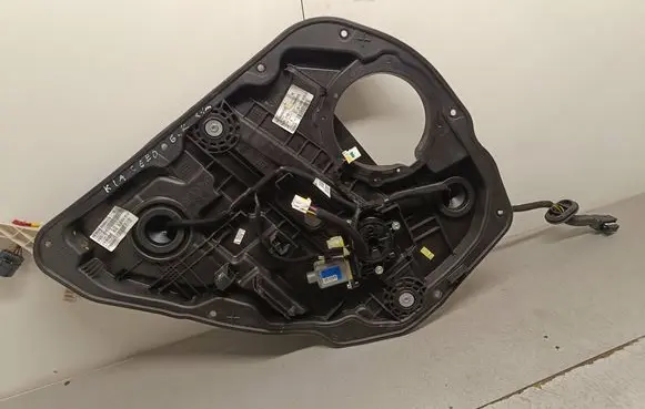 KIA Ceed Rear door window regulator with motor 83470J7100 PEV00637 2205202008