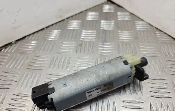 BMW 3 E92 E93 Seat adjustment motor P10155901 405019 070416B