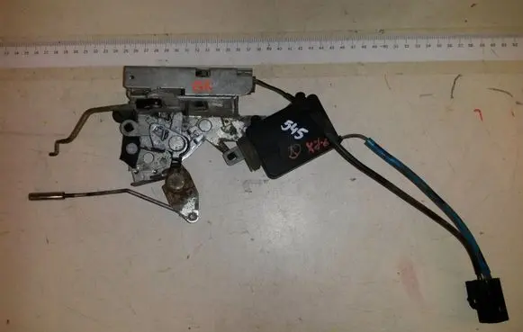 Jaguar XJ X300 Rear door lock GNA2551AF