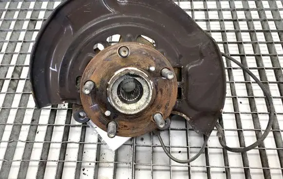 Toyota Auris E180 Front wheel hub spindle knuckle 