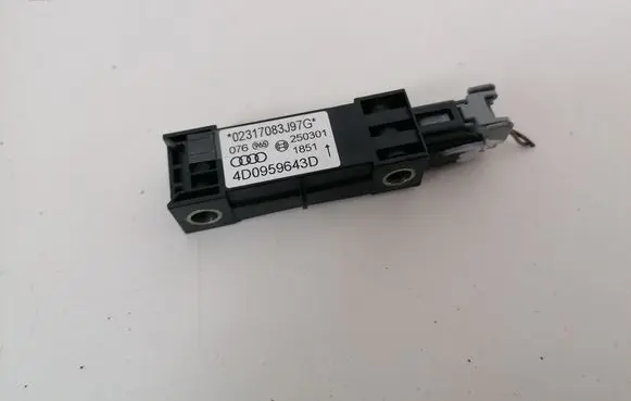 Audi A8 S8 D2 4D Airbag deployment crash/impact sensor 4D0959643D