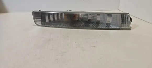 Opel Vivaro Front indicator light 8200007032