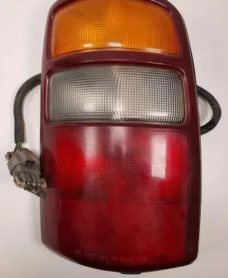 Chevrolet Tahoe Headlight/headlamp 16525376