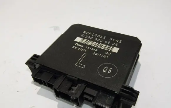 Mercedes-Benz C W203 Other control units/modules 2038206526