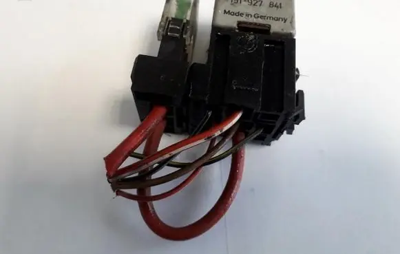 Volkswagen PASSAT B4 Other relay 191927841 899692