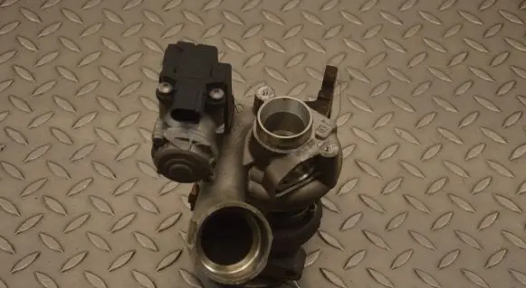 Volkswagen Golf VII Turbo 4918001270