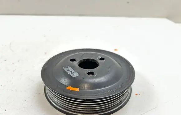 BMW 5 GT F07 Power steering pump pulley 780033101