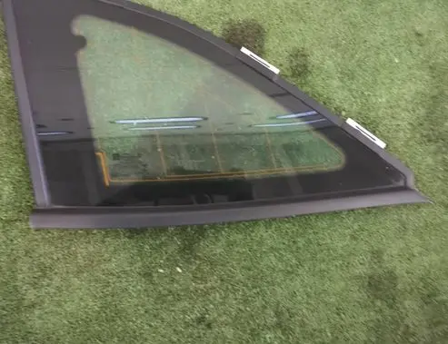 Opel Astra K Rear side window