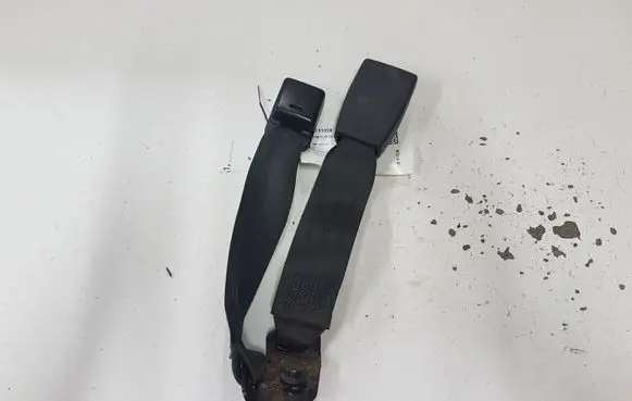 KIA Magentis Rear seatbelt buckle