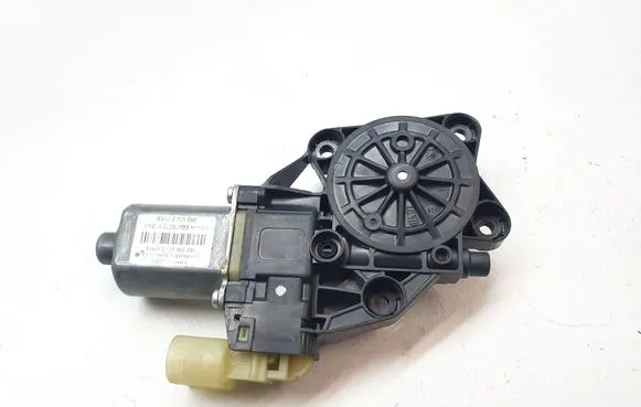 Mini One - Cooper Coupe R56 Front door window regulator motor 2757043 0130822380 20080716