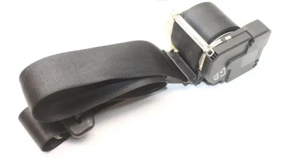 BMW Z4 E85 E86 Rear seatbelt 7016876