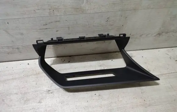 Mercedes-Benz GLK (X204) Dashboard center trim panel A2046800334 08454000
