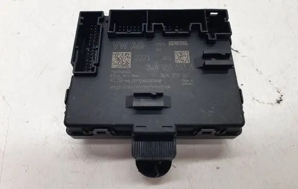 Skoda Octavia Mk4 Central body control module 3WA959593A