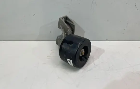 BMW 5 G30 G31 G38 Sway bar bush bracket, rear 6861490