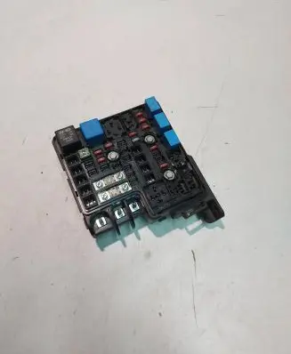 KIA Ceed Fuse box set 919501H020 00006139