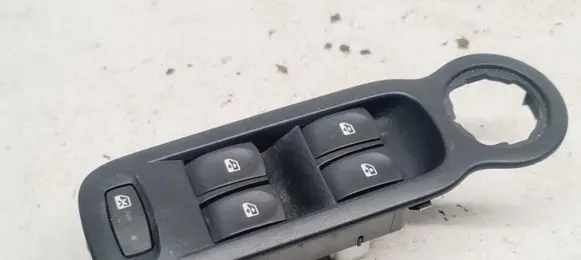 Renault Modus Electric window control switch 8200387775 8200387775C