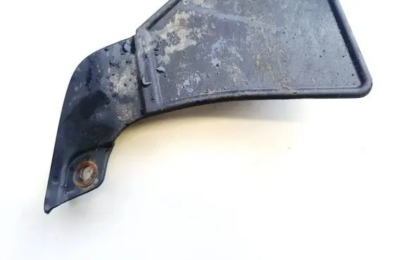 Toyota Corolla Verso AR10 Front mudguard 