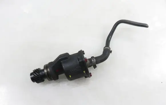 Audi A4 S4 B5 8D Vacuum pump 028207A