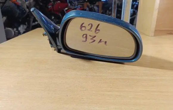 Mazda 626 Front door electric wing mirror E13010519