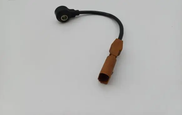 Volkswagen Golf IV Detonation knock sensor 06A905377D