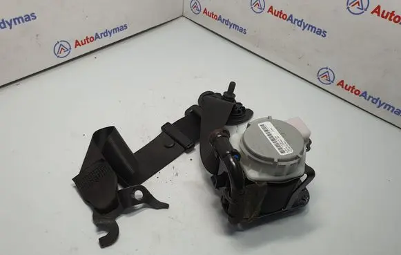 BMW X3 F25 Front seatbelt 7367250 72117367250 7258436