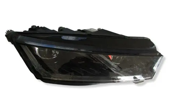 Skoda Octavia Mk4 Headlight/headlamp 5E4941018A