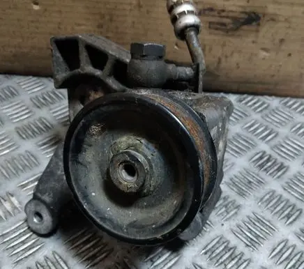 Iveco Daily 6th gen Power steering pump 200000019
