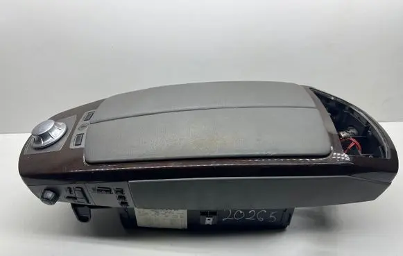 BMW 7 E65 E66 Armrest 7011600