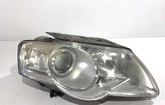 Volkswagen PASSAT B6 Headlight/headlamp 3C0941006M