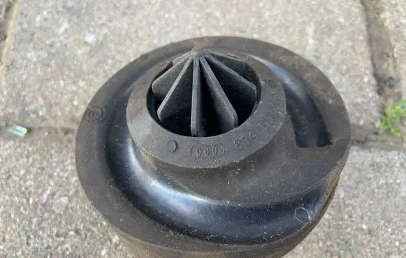 Audi Q5 SQ5 Rear coil spring rubber mount 80A512149
