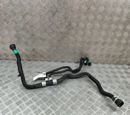Tesla Model 3 Engine coolant pipe/hose 152149400A 152149400C