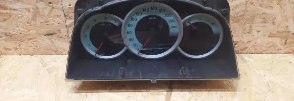 Toyota Corolla Verso E121 Speedometer (instrument cluster) 838000f092a
