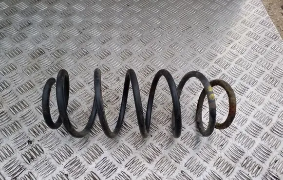 Audi 80 90 S2 B4 Front coil spring