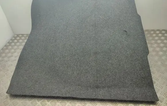 Trunk/boot mat liner