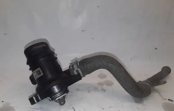 Opel Astra J Thermostat 820015589 55579010 120323