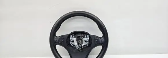 BMW X3 E83 Steering wheel 3448457 3385E831 305770899E06AB