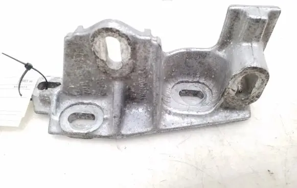 Volkswagen Sharan Engine mounting bracket 7M3199600A