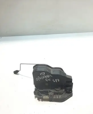 BMW X3 E83 Front door lock 7202143 A046998