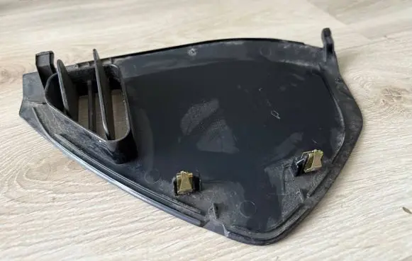 Mercedes-Benz E W211 Other interior part 2116800678 T0013784 A2116800678
