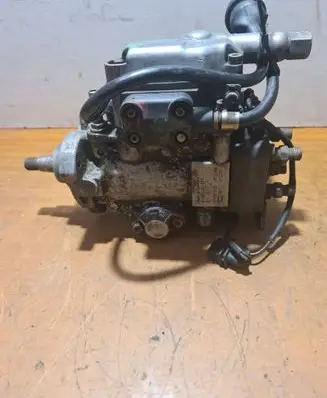 Renault Laguna I Fuel injection high pressure pump 7700870130 H870309 0460414993