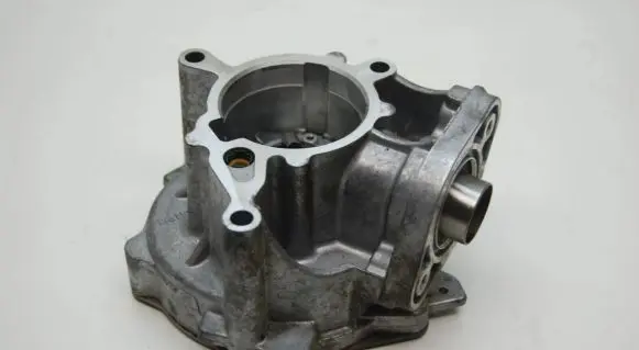 Audi A5 8T 8F Vacuum pump 06H103121J 06K145100