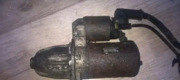 Mitsubishi Colt Starter motor m000t45271zt mr994922